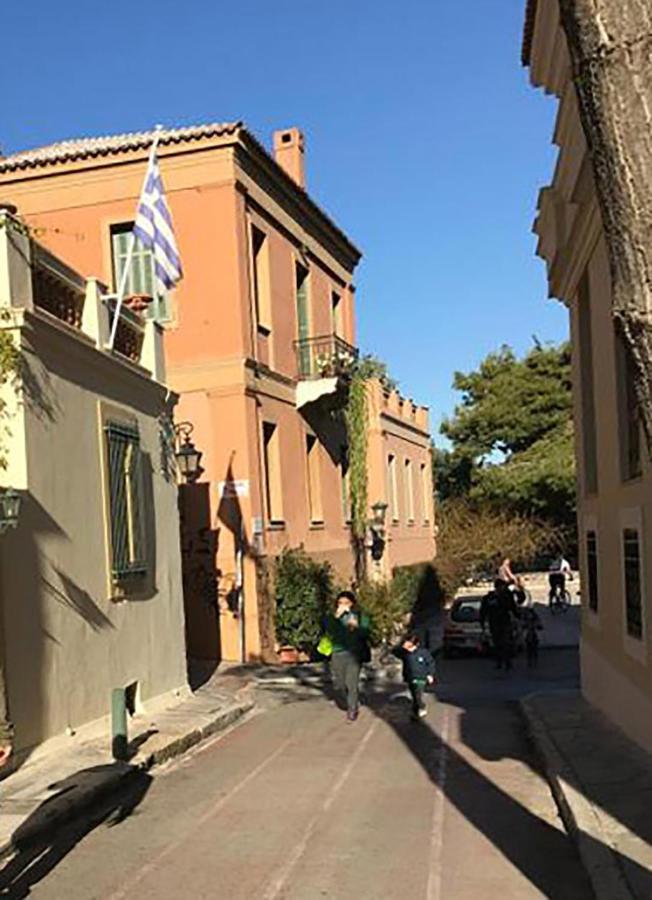 Апартаменты Adrianou At Heart Of Plaka Афины Экстерьер фото